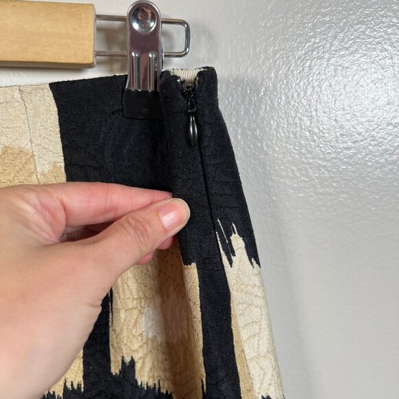 Etro Silk Wool Skirt Size IT 44 US 8 Black Ivory Abstract Print Career Work - Picture 4 of 5